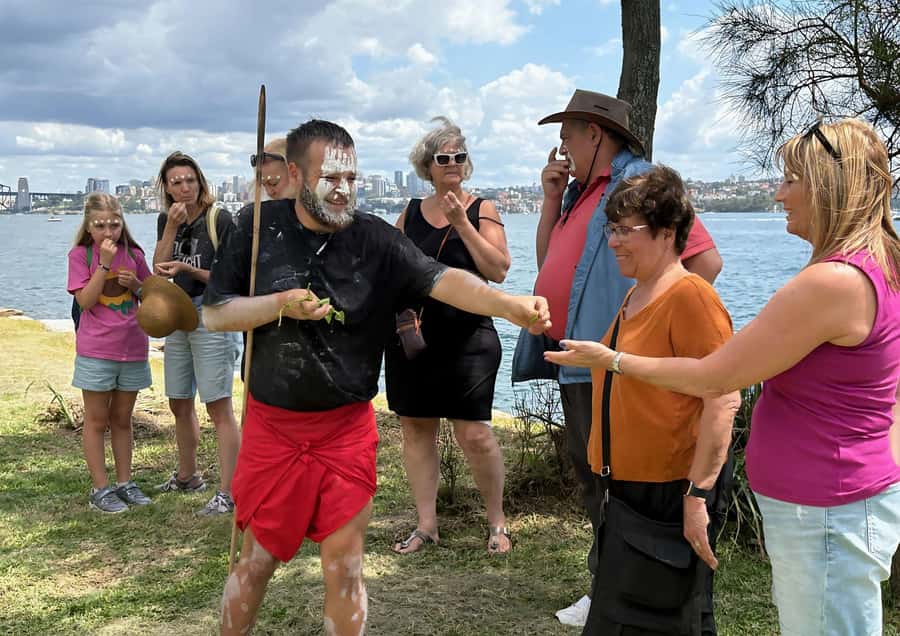 Sydney: Aboriginal Cultural Cruise with Clark Island Tour - Dreamtime stories timed to Sydney Harbour sights