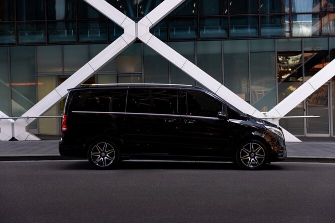Sydney Airport Premium (DEPARTURE) Transfer - Pickup and meet-and-greet: where time is actually saved