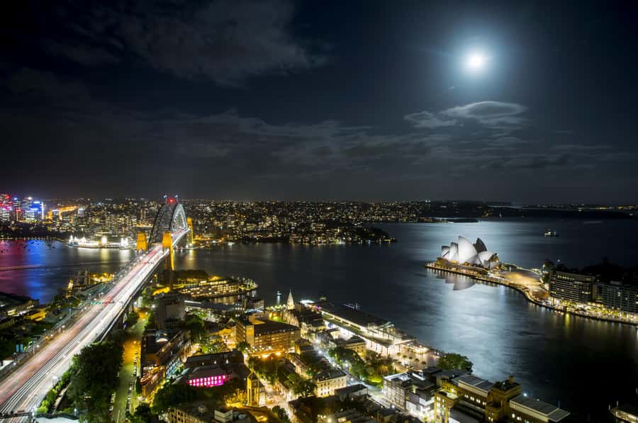 Sydney: Big Bus Panoramic Night Tour by Open-Top Bus - How the Live English Guide Changes the Value
