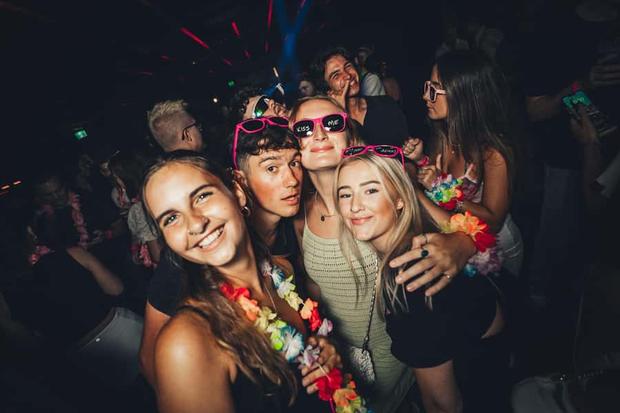 Sydney: Big Night Out Pub Crawl with Local Party Hosts - Key things that make this Sydney pub crawl work