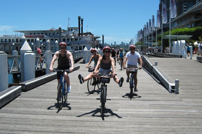 Sydney Bike Tours - Darling Harbour: more than one view of the same big scene