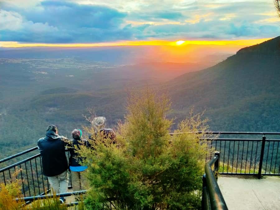 Sydney: Blue Mountains Late Start: Walks, Wildlife & Dinner - Key Highlights Worth Planning Around
