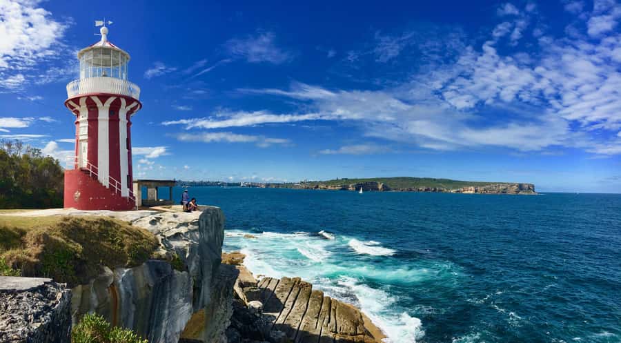 Sydney: Bondi Beach, Opera House & Sydney City Private Tour - Mrs Macquarie’s Chair and the Royal Botanic Garden: harbor views done the easy way