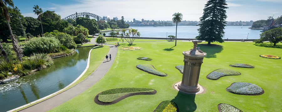 Sydney: Bondi Beach, Opera House & Sydney City Private Tour - The Rocks, Paddy’s Markets, and St. Mary’s Cathedral: old streets plus city life