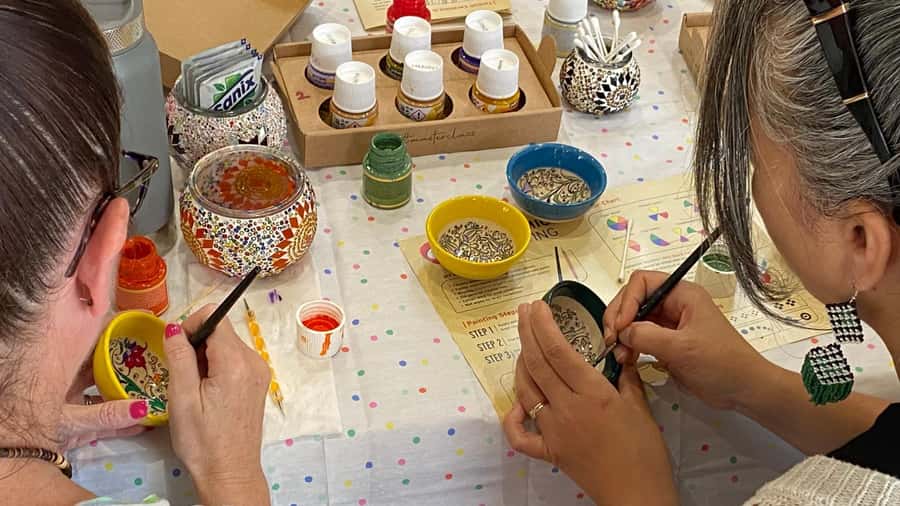 Sydney: Ceramic Plates & Bowls Paint and Sip Classes - Who this class fits best, and who should plan differently