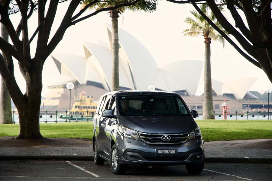 Sydney: City and Bondi Beach Private Luxury Half-Day Tour - Key things to know before you go