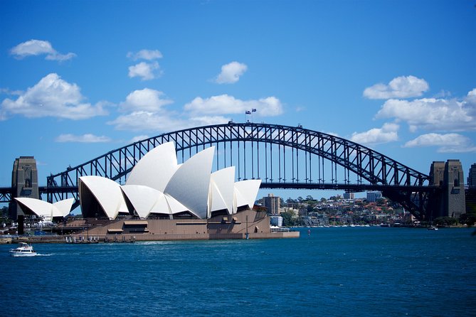Sydney Coastal Escape | Private Mercedes Tour Sydney - Gap Park and South Head: the harbour entrance from Watsons Bay country