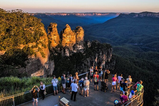 Sydney Combo: Morning Sightseeing to Bondi & Harbour Lunch Cruise - Bondi Beach: The 30-Minute Stretch You Actually Need
