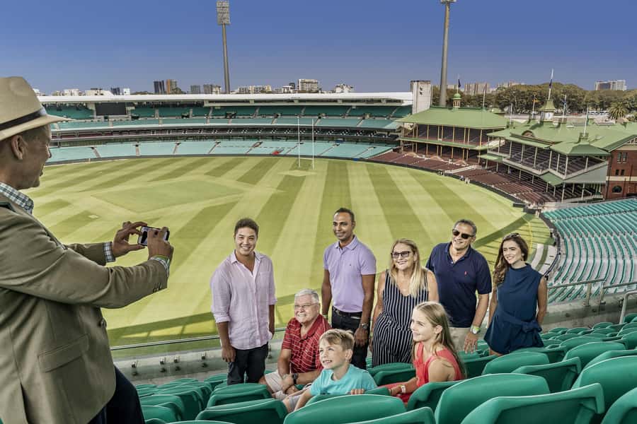 Sydney Cricket Ground (SCG) and Museum Walking Tour - Group size, hearing the guide, and how to choose your spot