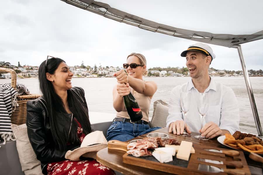Sydney: Electric Boat Rental from Cabarita Point - Self-driving on the Parramatta River, with route flexibility