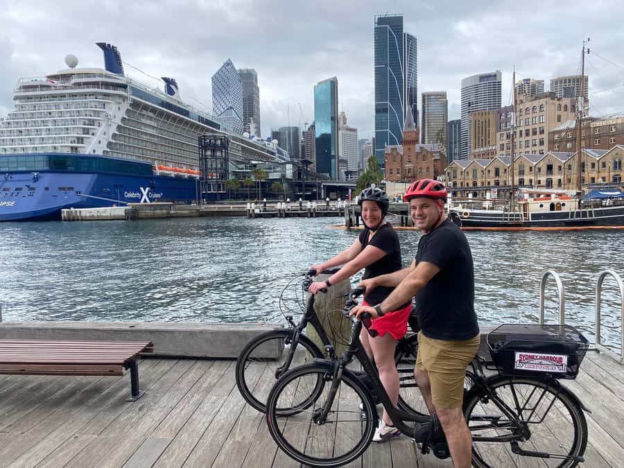 Sydney: Guided Harbour E-Bike Tour - Getting started in Darlinghurst, and what to look for