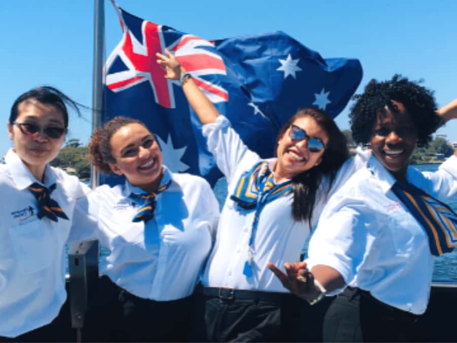 Sydney Harbour: 3-Hour Lunch Cruise with Live Music - Harbour Bridge and Opera House Views, Plus Extra Sights Along the Way