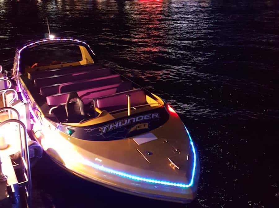 Sydney Harbour: 30 Minute Slow Jet Boat Vivid Cruise - Key points before you go