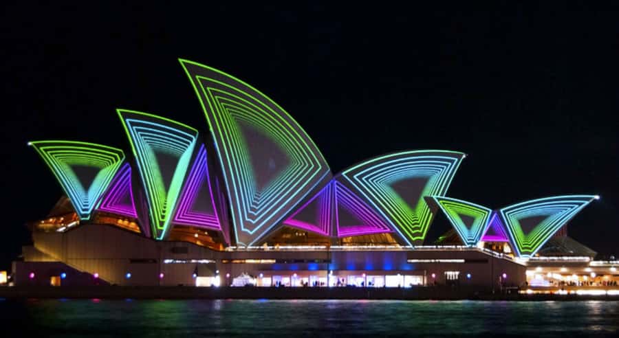 Sydney Harbour: 30 Minute Slow Jet Boat Vivid Cruise - Meeting halfway: where you actually start