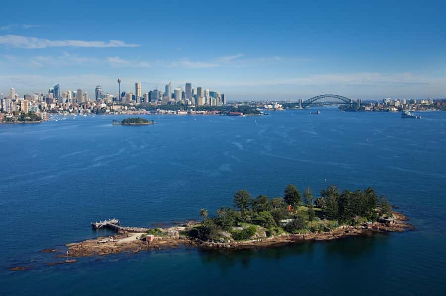 Sydney: Harbour Cruise with Buffet Lunch - Live English commentary: how the narration improves your photos