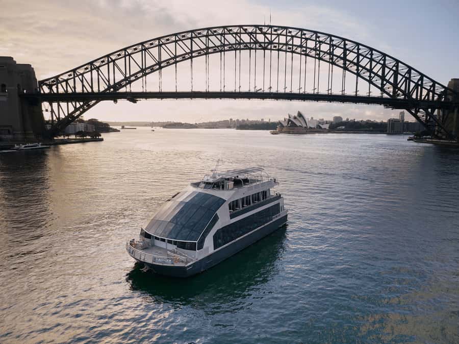 Sydney Harbour: Glass Boat Signature Dinner Cruise - Price and Value: Is $126 Worth It for a 2 to 3 Hour Cruise?