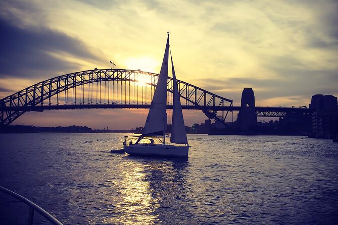 Sydney Harbour Sailing Experience - North Shore Perspectives: Taylors Bay, Athol Bay, and Kirribilli House