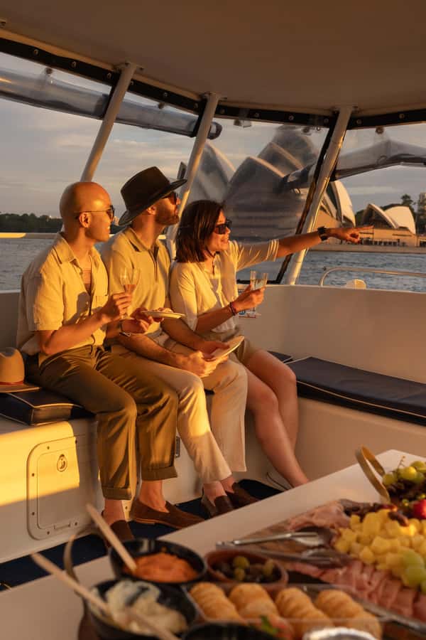 Sydney Harbour: Sunset Catamaran Cruise - Key Highlights at a Glance