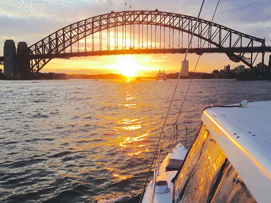 Sydney Harbour: Sunset Catamaran Cruise - The Big Views: Opera House, Harbour Bridge, and Darling Harbour at Dusk