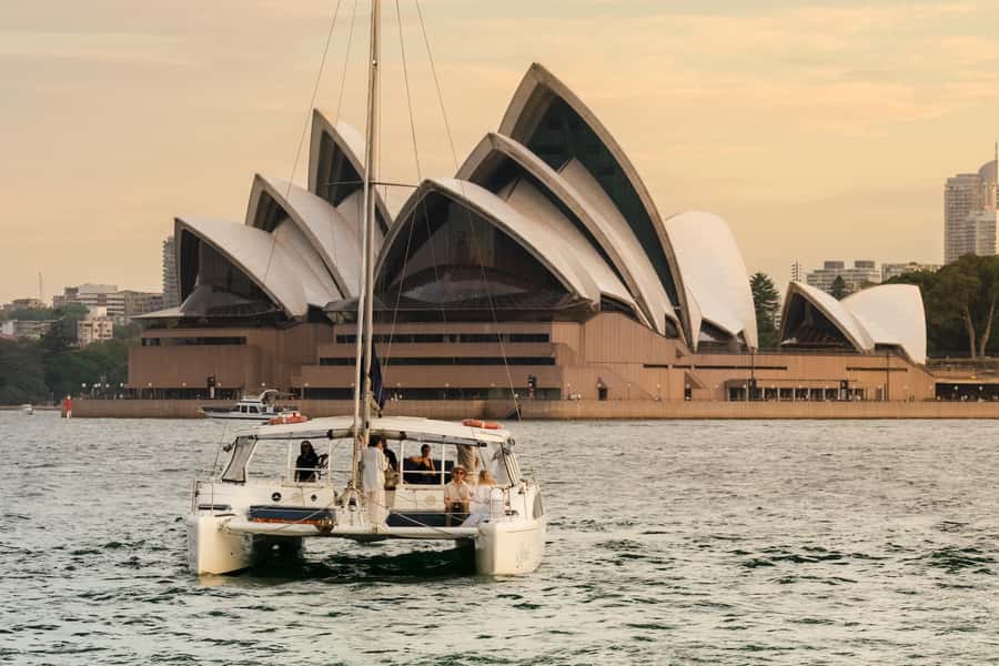 Sydney Harbour: Sunset Catamaran Cruise - FAQ