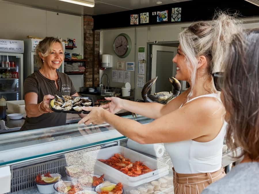 Sydney: Hunter Valley Wine Tour - Choc, Dumplings & Oysters - The Dumpling and Wine Matching Tasting That Breaks the Usual Pattern