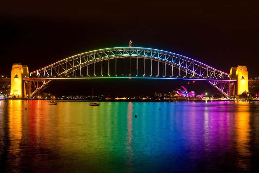 Sydney: Intimate Vivid Harbour Cruise with Canapes - Opera House and Harbour Bridge, plus Luna Park lights