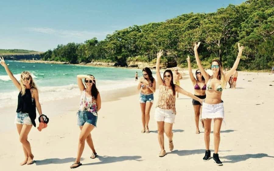 Sydney: Jervis Bay Day Trip with Dolphins, Roos & Beach Time - Small Group Size and Bilingual Guides That Actually Matter