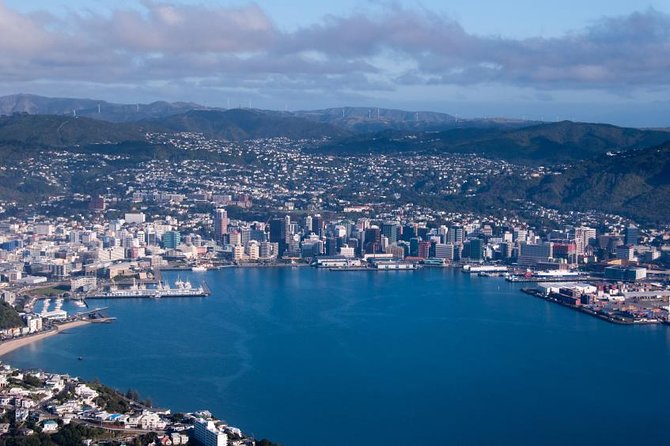 Sydney Kingsford Smith Airport: Shared Transfer to Sydney CBD - When Shared Transfers Go Right, and How to Protect Yourself