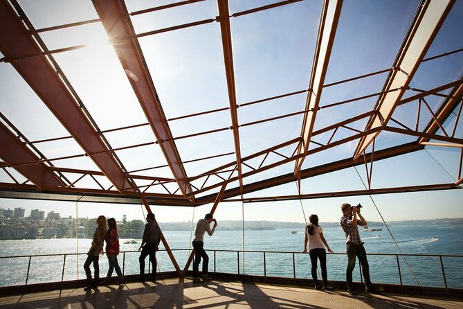 Sydney Opera House and Aussie Animals Private Tour - Pickup, Walking, and Comfort Tips for 300 Steps