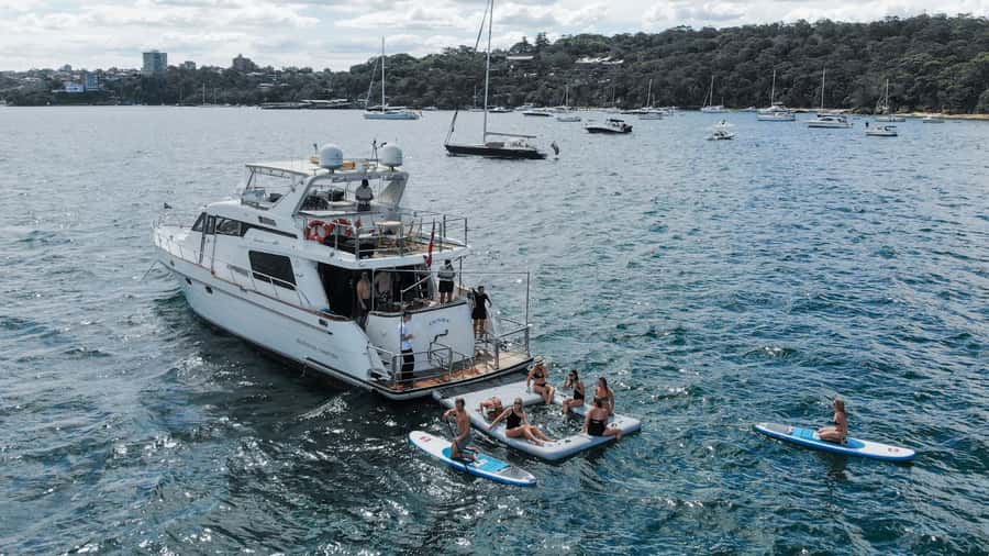 Sydney: Private 4-Hour Luxury Harbour Yacht Cruise and Swim - Private Sydney Harbour cruise on MV Enigma or MV Felix: what luxury means here