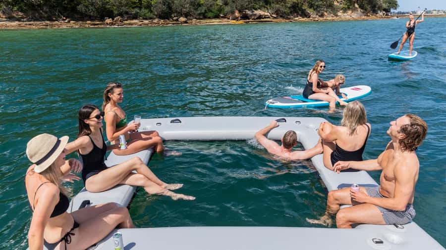Sydney: Private 4-Hour Luxury Harbour Yacht Cruise and Swim - Getting aboard at Eastern Pontoon, Circular Quay, and spotting your yacht