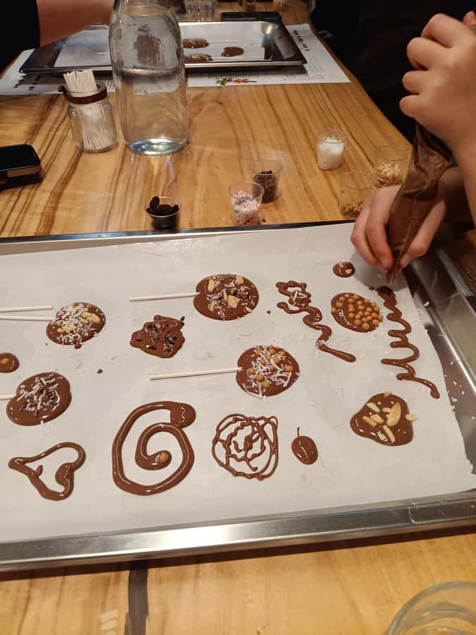 Sydney: Private Chocolate-Making Class with Tasting - Bean to bar and single-origin tasting, the lesson behind the treat