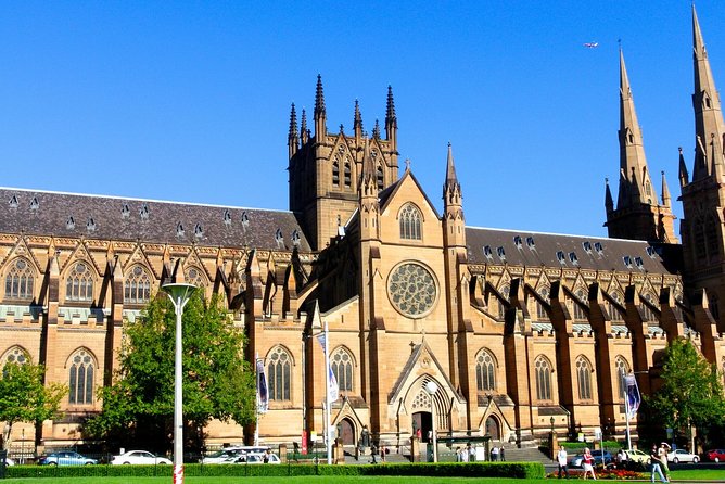 Sydney Private Day Tours | Main Attractions and Highlights | 6 Hour Private Tour - Sydney Opera House: quick, well-timed, and made for photos