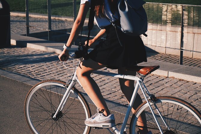 Sydney Private Half-Day Cycling Exploration - The Rocks lanes: old Sydney that feels close
