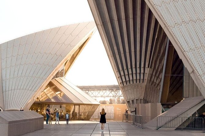 Sydney Private Half Day Tour: Beaches, History & Icons - Private guide and luxury transport, and why it matters on a short day