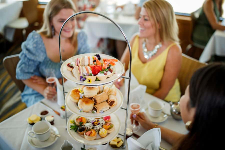 Sydney: Relaxing High Tea Cruise on Sydney Harbour - Circular Quay Boarding, Timing, and Getting the Best Views