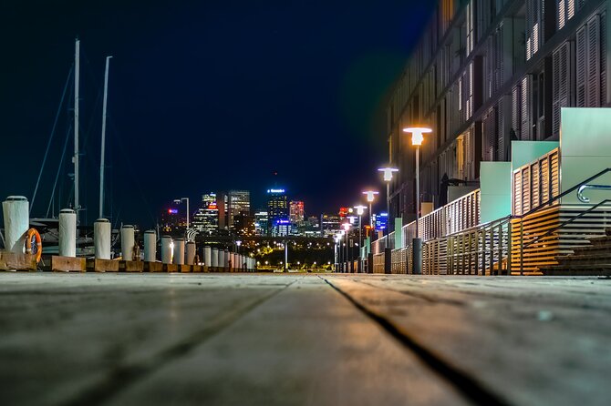 Sydney’s Phantom Trails: A Ghost Tour - Why a The Rocks ghost tour works better on foot