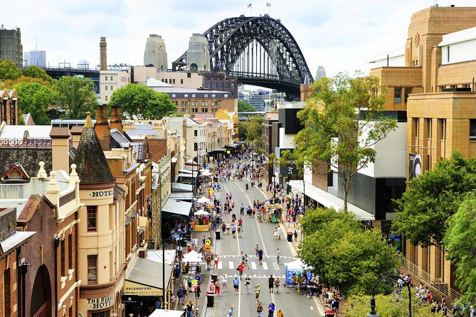 Sydney Shore Excursion: The Original Guided Walking Tour of The Rocks - Entering The Rocks at 28 Harrington St, and what the first minutes feel like