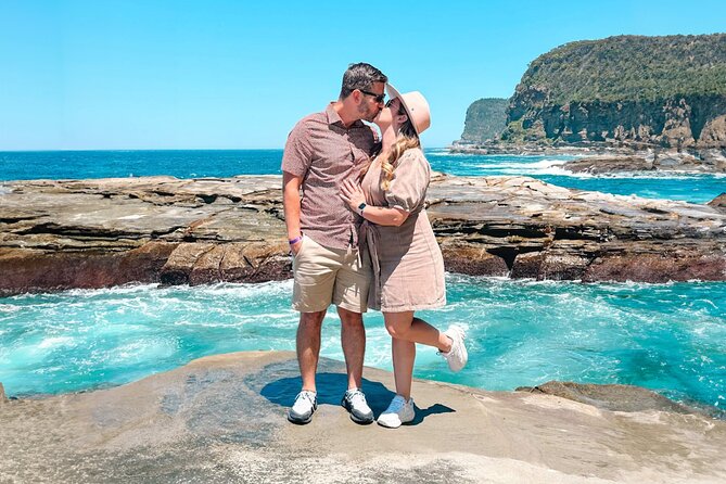 Sydney Sightseeing Bus Tour with Local Guide - Bondi Beach: Your Walk Time on the Famous Sand