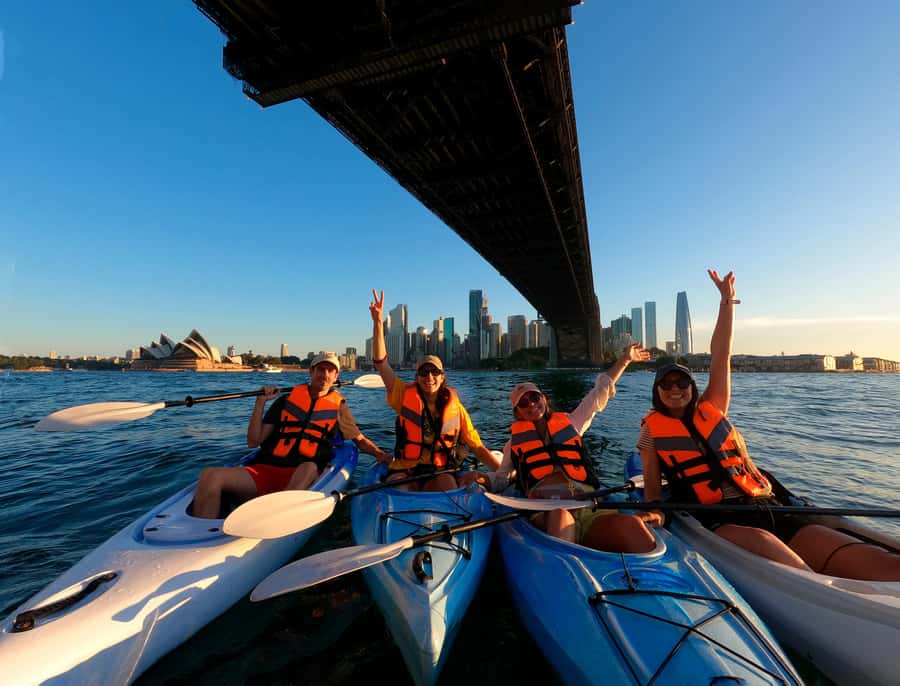 Sydney: Sunset Kayak - Opera & Harbour Bridge Tour (5p. max) - Lavender Bay and the Top Sydney Kayak meet-up: an easy way to start