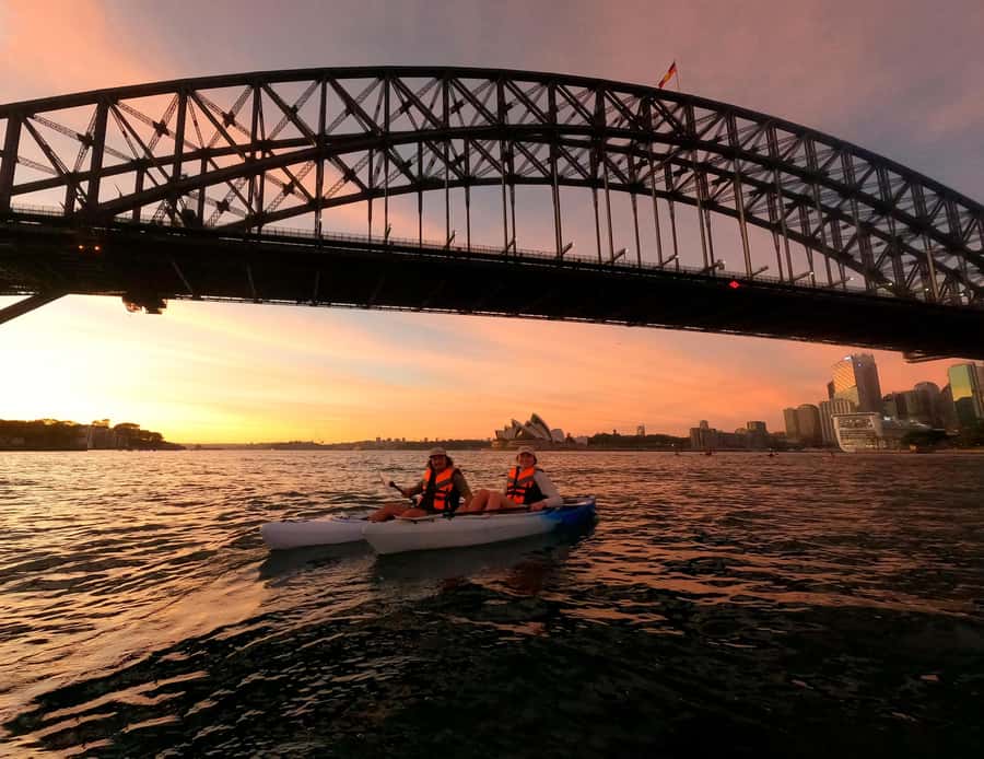 Sydney: Sunset Kayak - Opera & Harbour Bridge Tour (5p. max) - Luna Park stop: photos, sightseeing, dolphin watching, and calm water time
