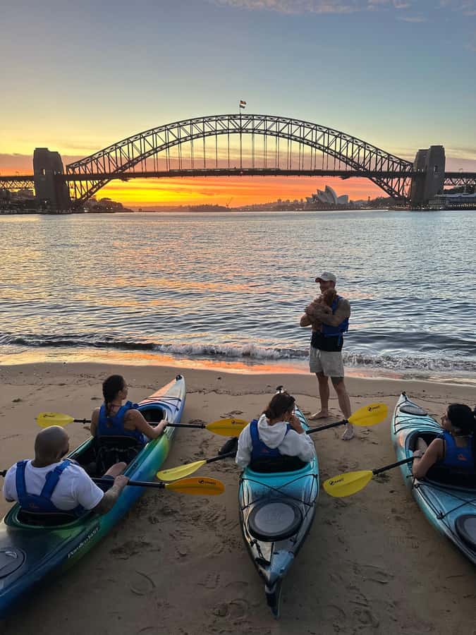 Sydney: Sunset Kayak Tour with Opera House Views - What the sunset stop at McMahons Point feels like