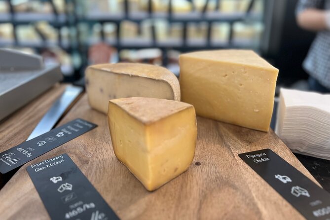 Sydney: Surry Hills Private Food Tour with +8 Local Tastings - The guide experience that makes private tours worth it