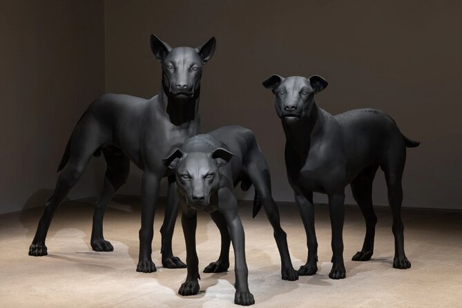 Sydney: Tours & Exhibitions at Art Gallery of New South Wales - Ron Mueck: Encounter, Hyperreal Sculpture Up Close