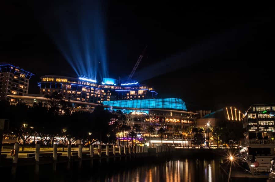 Sydney: Vivid Festival of Light Harbor Cruise with Dinner - Should you book this Sydney VIVID dinner cruise?
