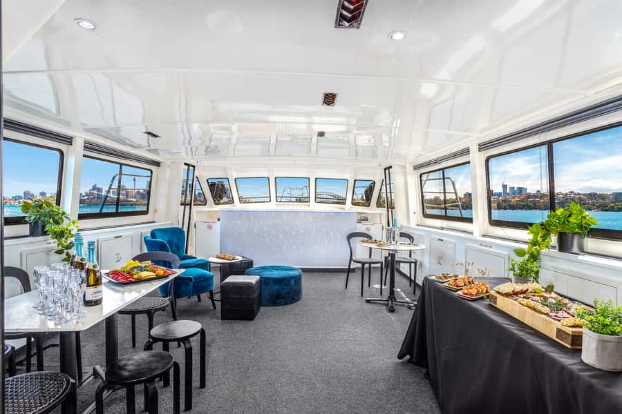 Sydney: Vivid Harbour Cruise with Canapes - Key things I like about this Vivid Harbour Cruise