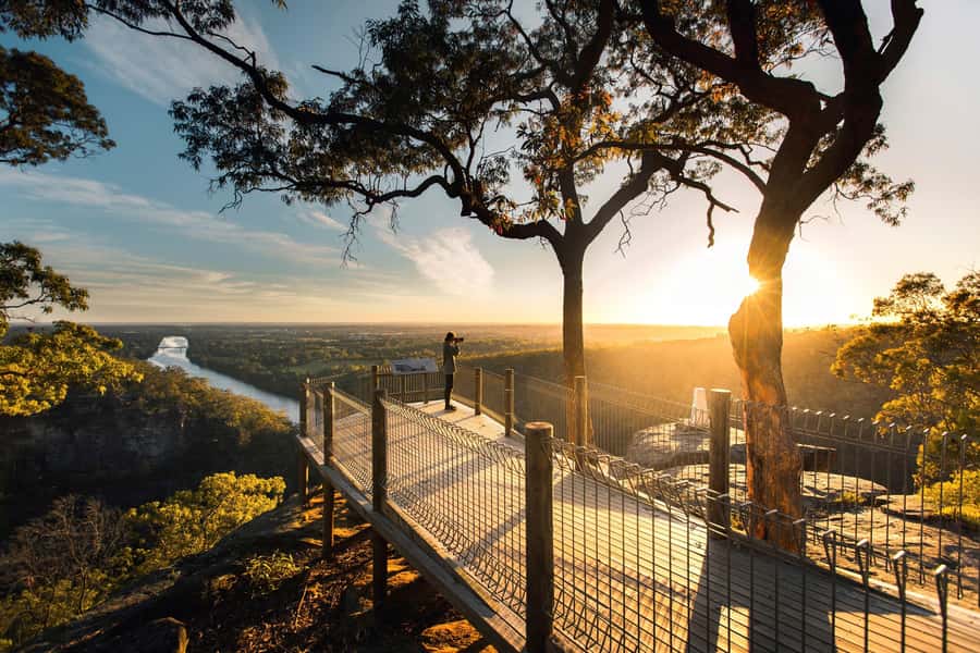 Sydney: Waterfall Bushwalk and Blue Mountain Sunset Day Trip - Wentworth Falls: the guided hike that gives you real perspective