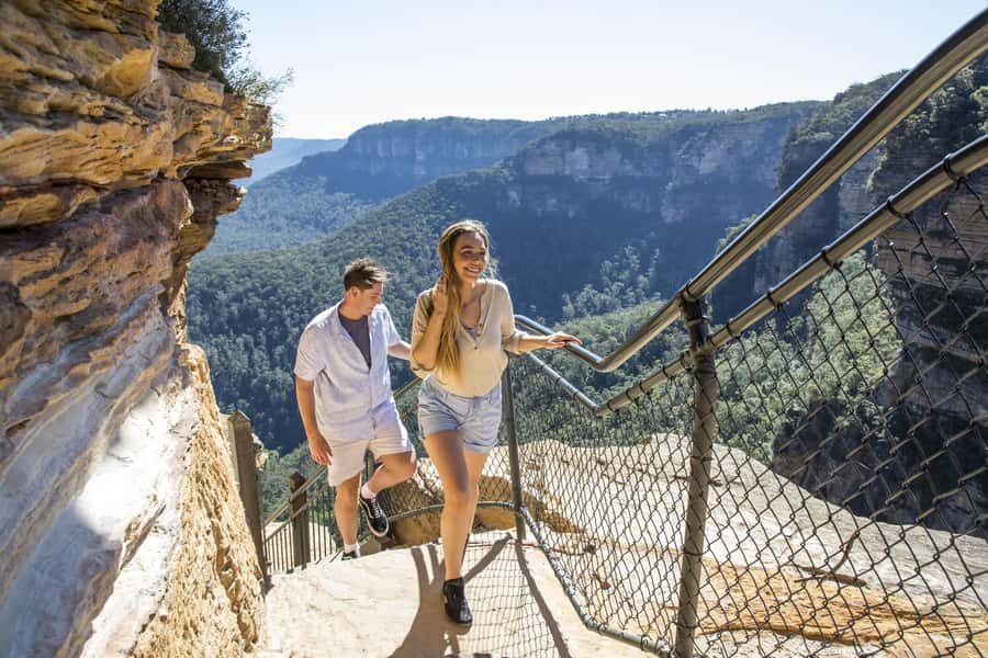 Sydney: Waterfall Bushwalk and Blue Mountain Sunset Day Trip - Coach comfort, Wi-Fi, and guide personality