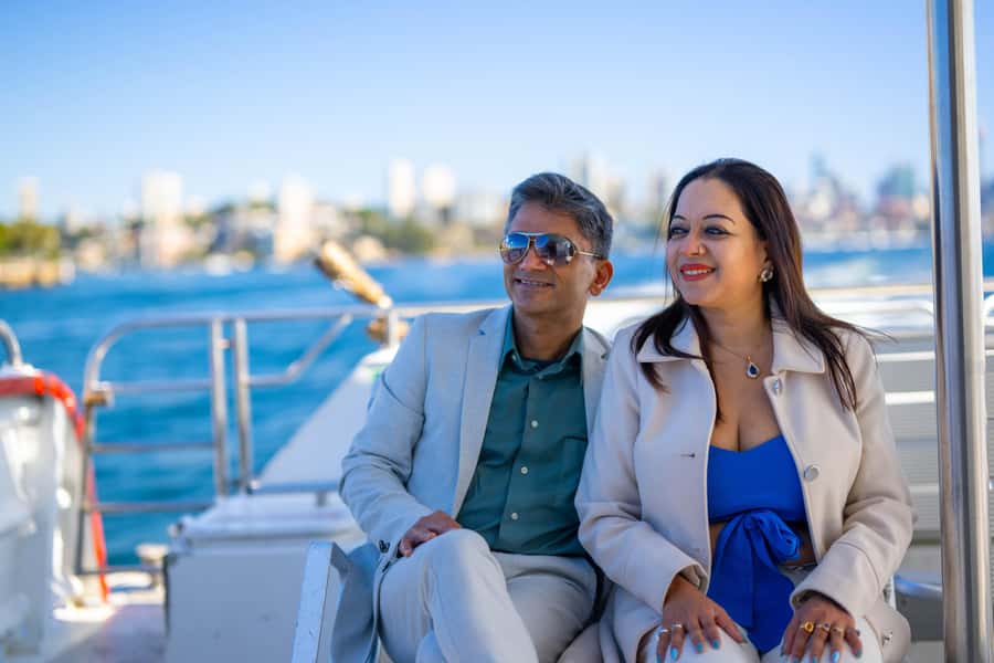 Sydney: Whale Watching & Hop On Hop Off Cruise Package - Getting Off at the Big Names: Opera House, Bridge Views, Manly and Watsons Bay